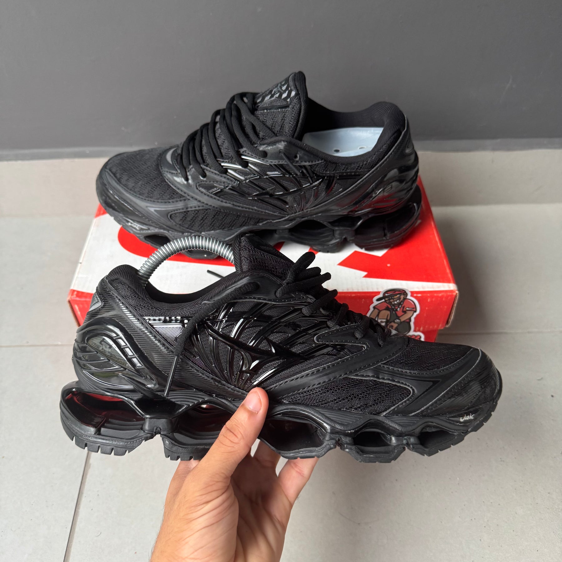 Mizuno Wave Prophecy “Black”