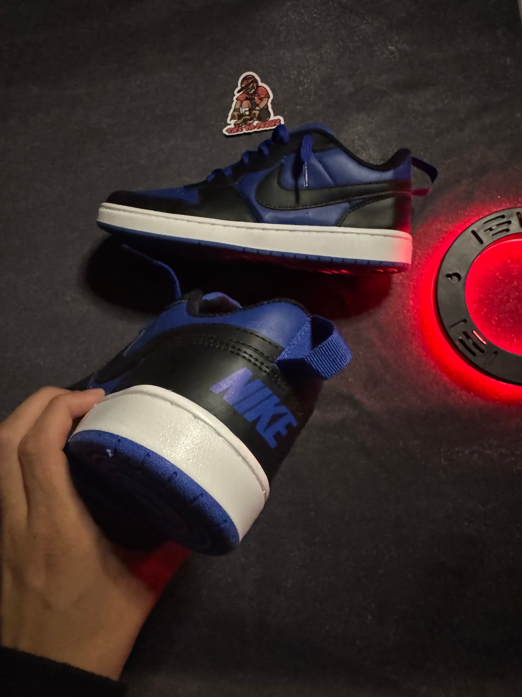 Tênis Nike Borough - Azul/Preto