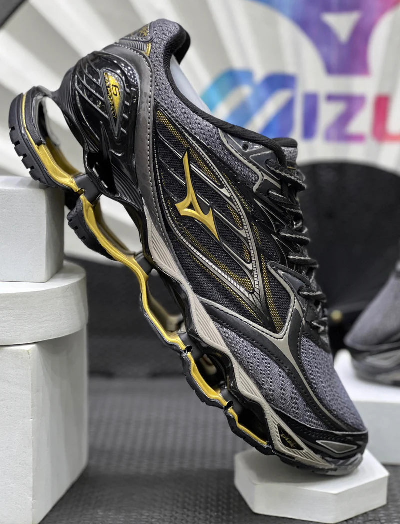 Mizuno Wave Prophecy 6 “Preto/Dourado”