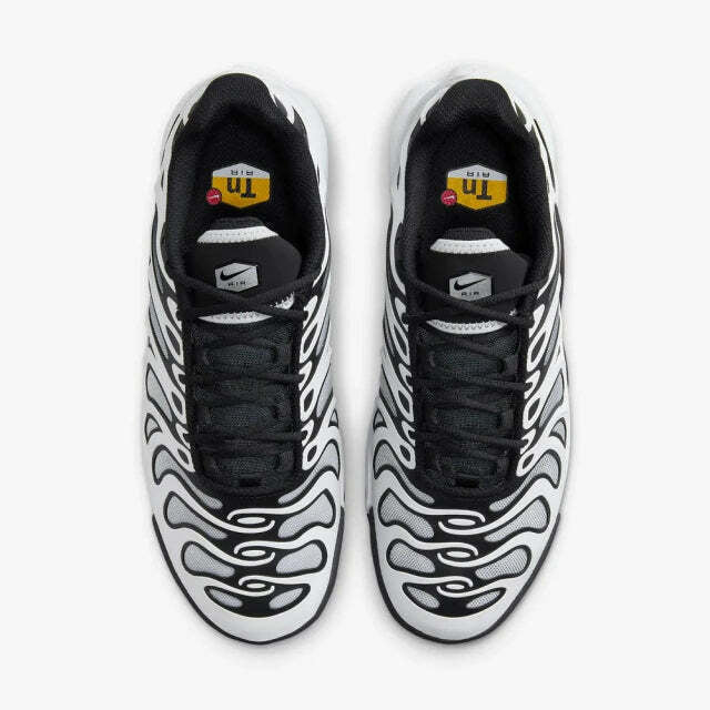 Air Max Plus Drift “Ying Yang”