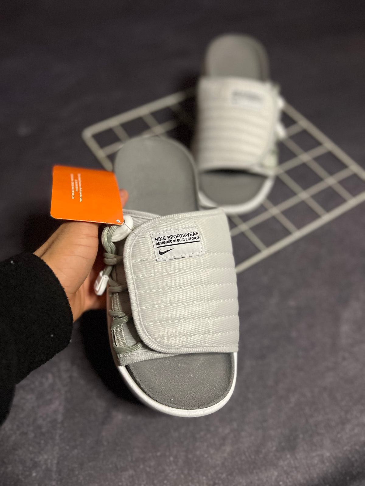 Chinelo Nike Asuna 2.0 - Cinza